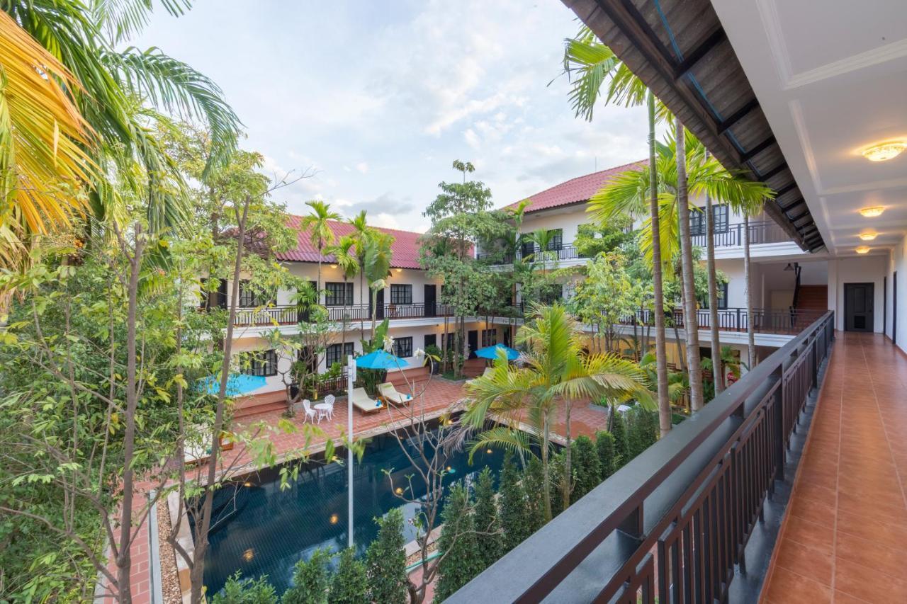 洱湾精品酒店wind Boutique Hotel Siem Reap Luaran gambar